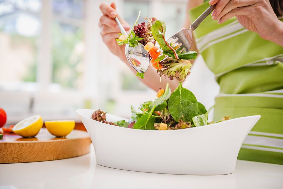 Теңгерімді диетаны ұйымдастыру бір аптада сауатты салмақ жоғалтуға ықпал етеді